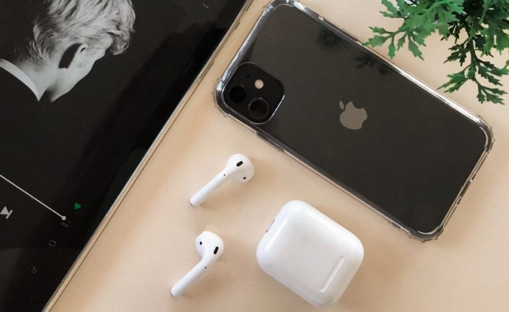 The Best AirPod Cases – 2022 Guide